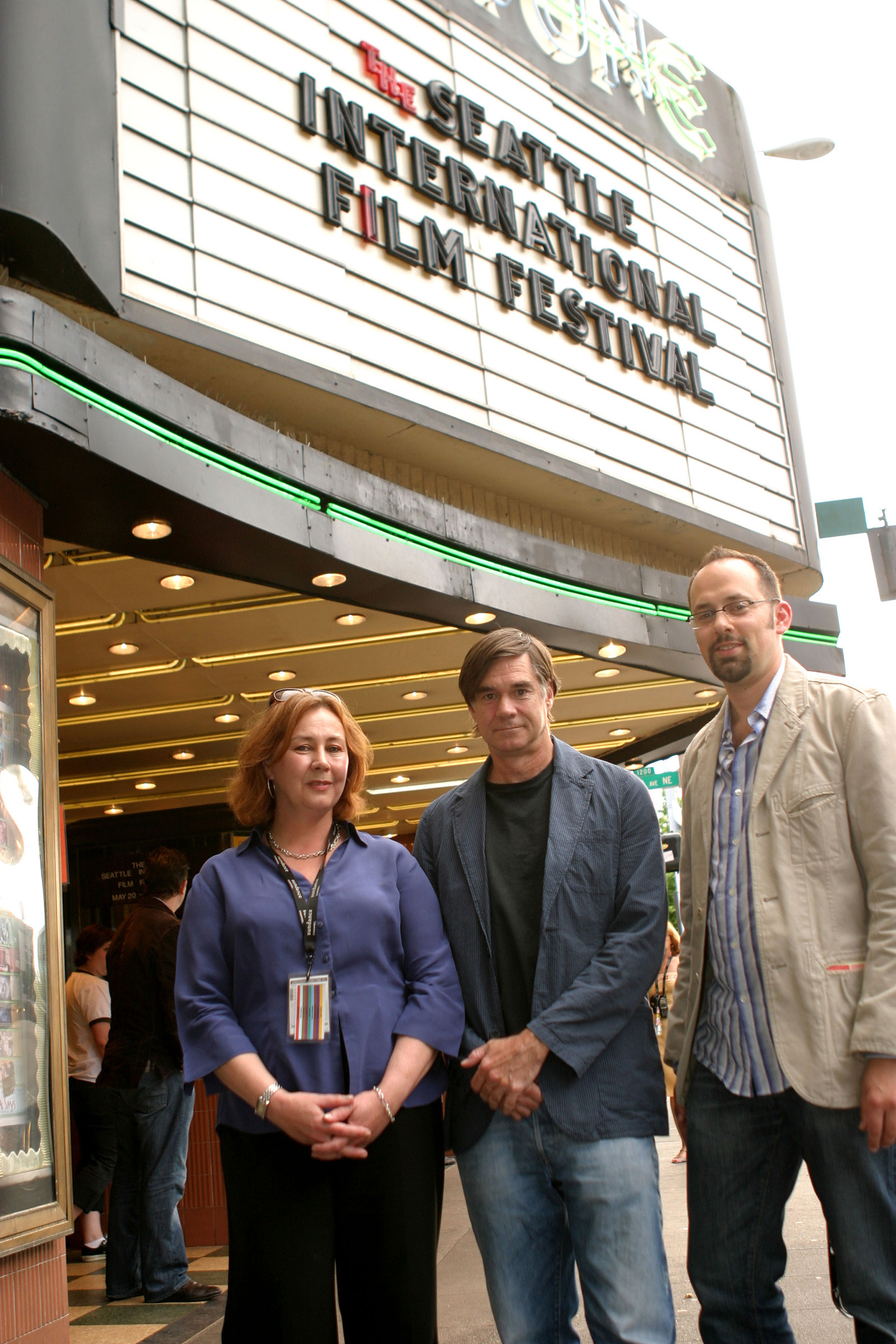Festival Director, Helen Loveridge and Director of Programming, Carl Spence, pose with director, Gus Van Sant, for the North American Premiere of his film, Last Days, at the Neptune Theatre
