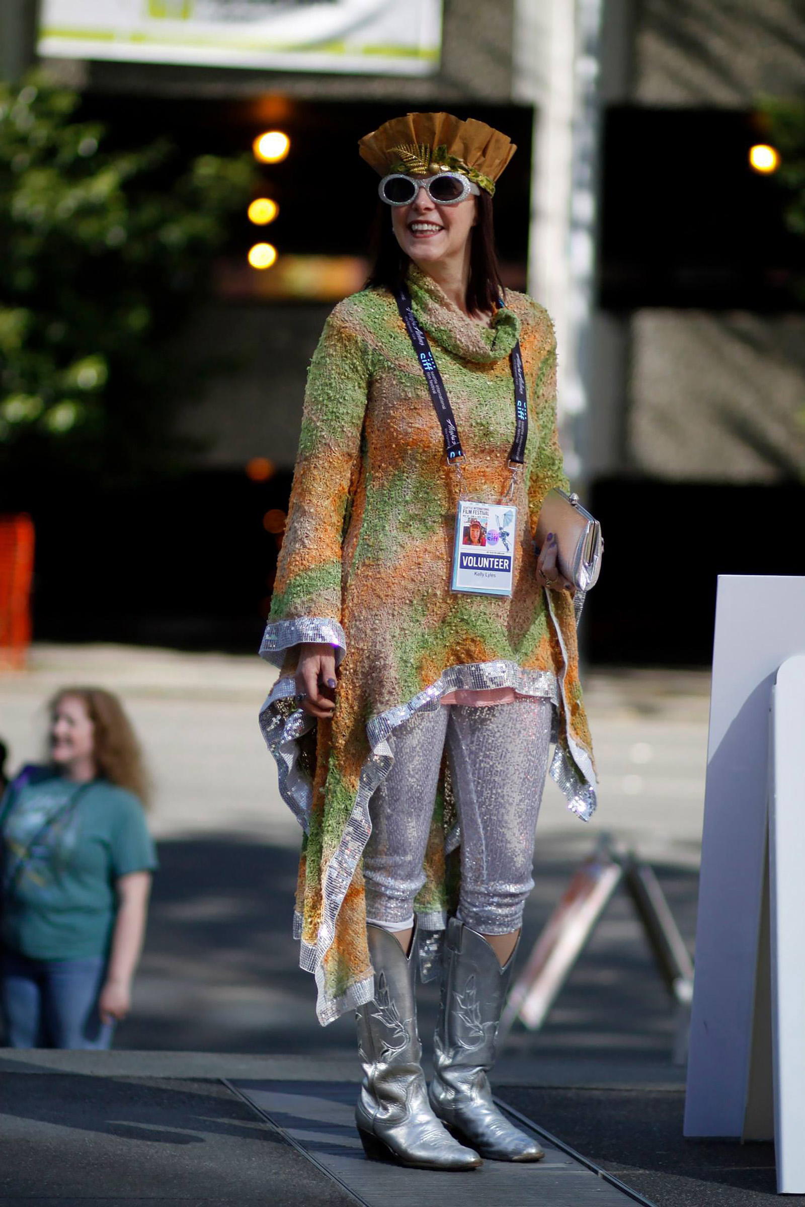 SIFF volunteer, Kelly Lyles, arriving at Opening Night of the 39th Seattle International Film Festival in style